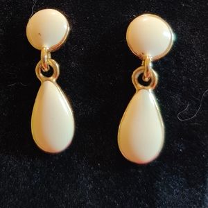 Vintage Drp earrings gold tone with ivory colored enamel